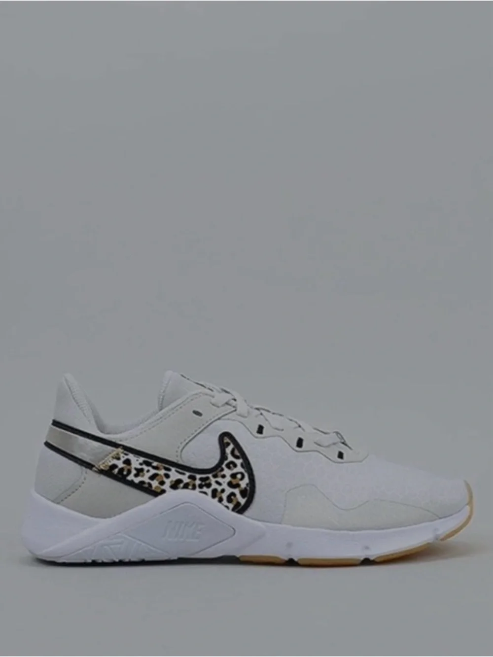 Nike Legend Essential 2 Prm Size 7 - Picture 2 of 6